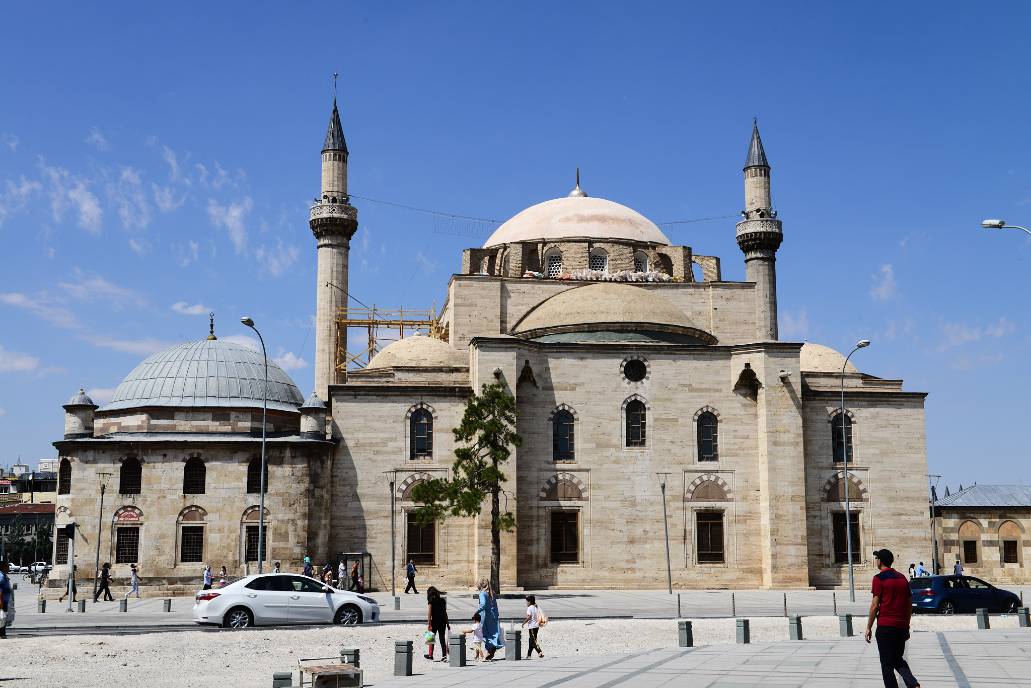 321 아피온 모스크